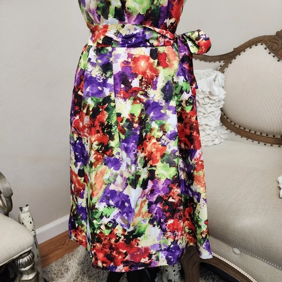 WardorbeA Multi Color Faux Wrap Dress With Belt - Picture 4 of 14